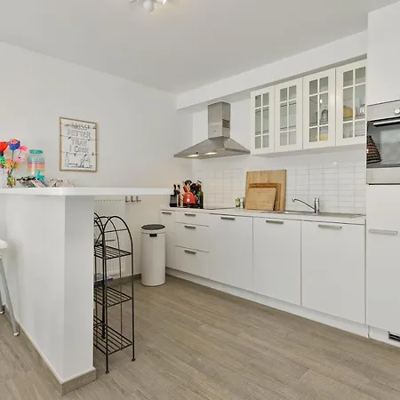 Ruim App Met 3 Slpks En 2 Badkamers Vlakbij De Zee Knokke-Heist