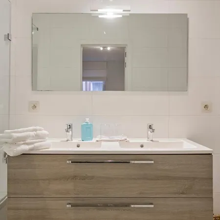 Apartment Ruim App Met 3 Slpks En 2 Badkamers Vlakbij De Zee Knokke-Heist